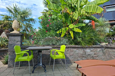 SeaNat_zit_lighoekje_tropische_tuin_blootlocatiesnl -  - Vakantieresort